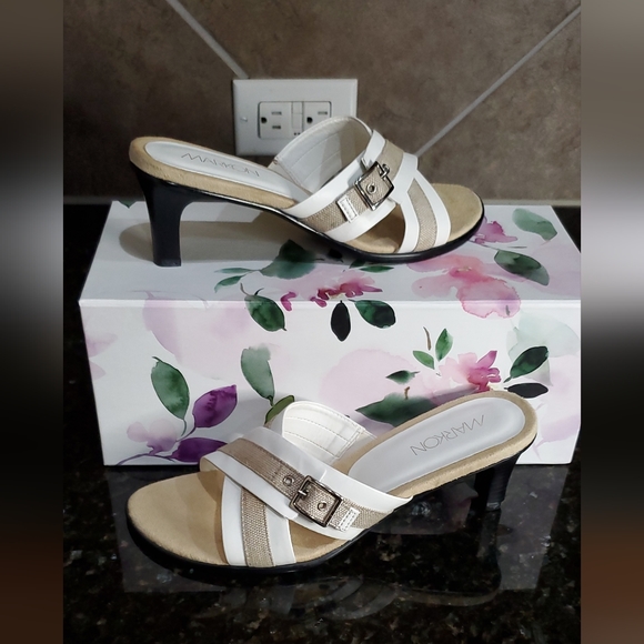 Shoes - ✨️SALE ✨️Women's Sandals size 6M